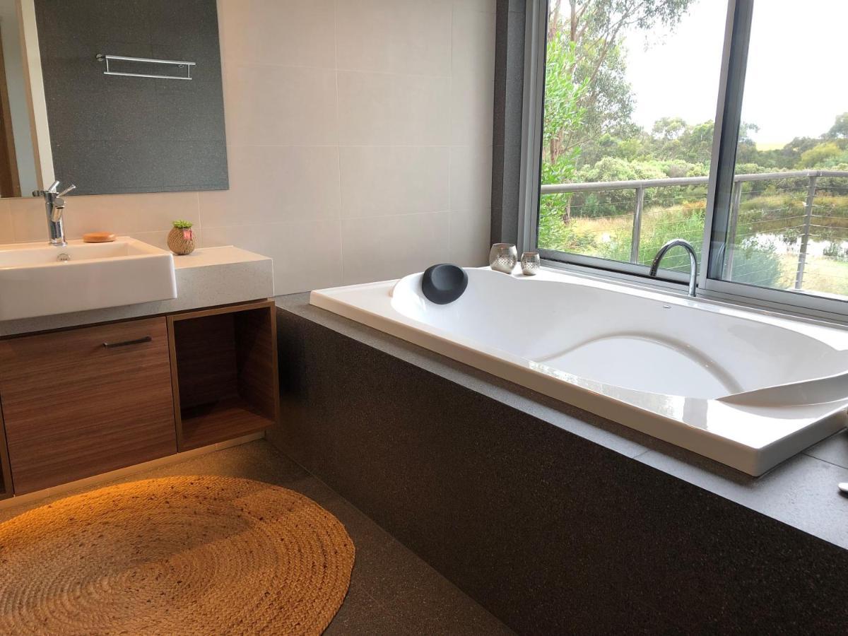 Messmates Luxury Eco Suites Inverloch Bagian luar foto